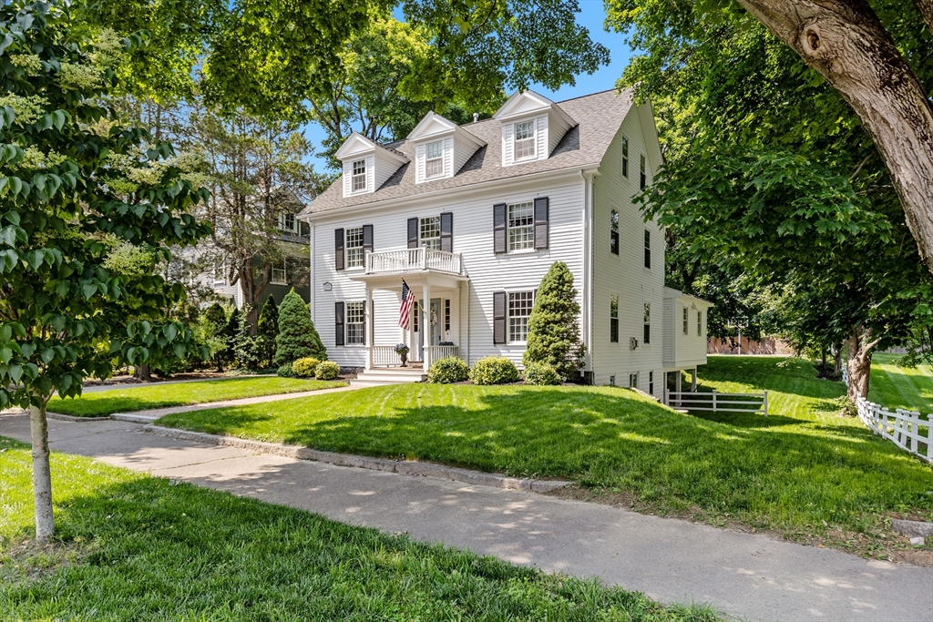 6 Leavitt St