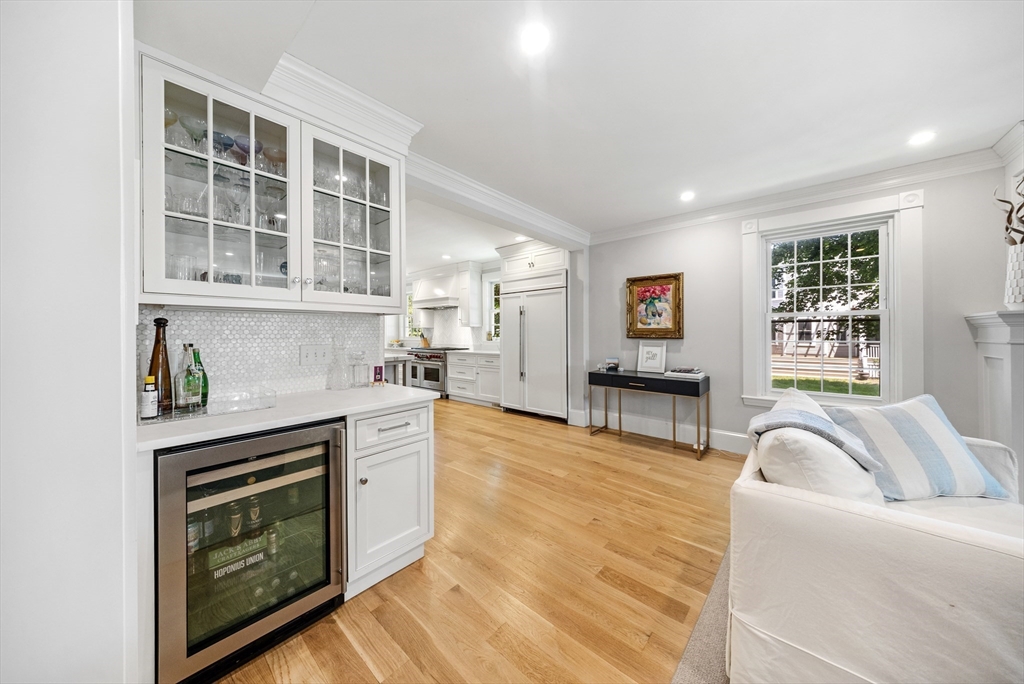 6 Leavitt St