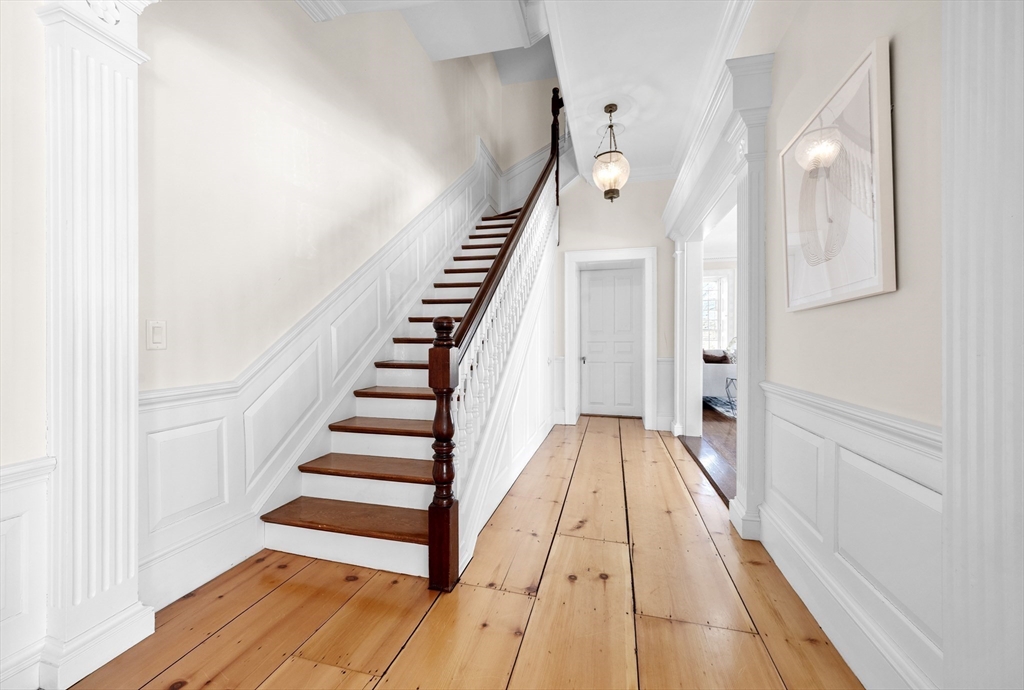 187 Main St