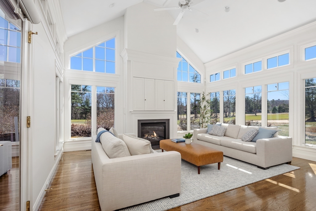 71 Clubhouse Drive # 71