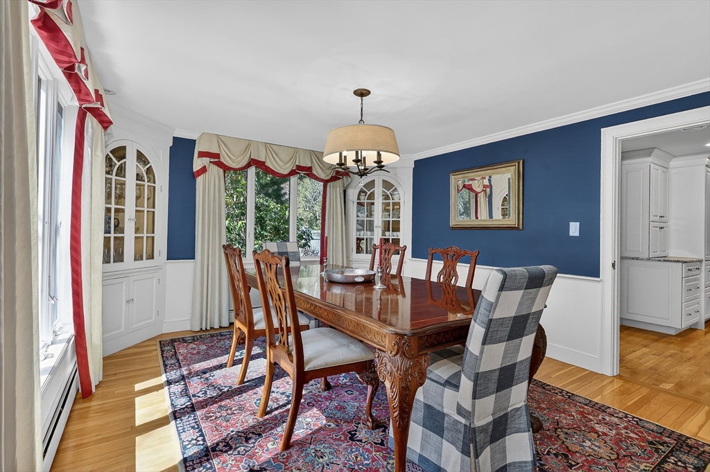 37 Mast Hill Rd