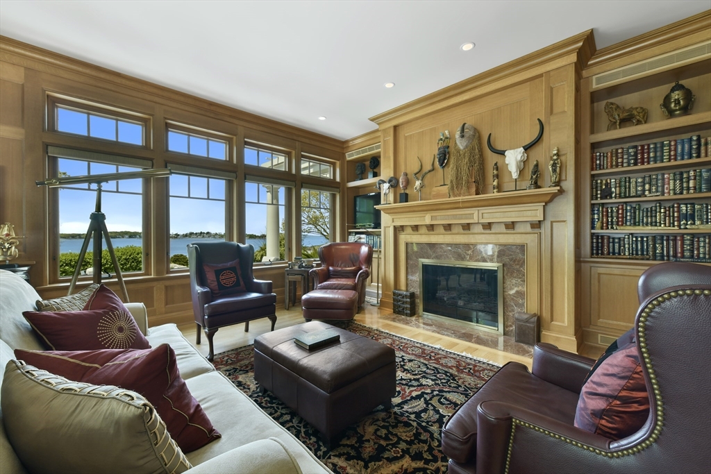 5 Bare Cove Ln
