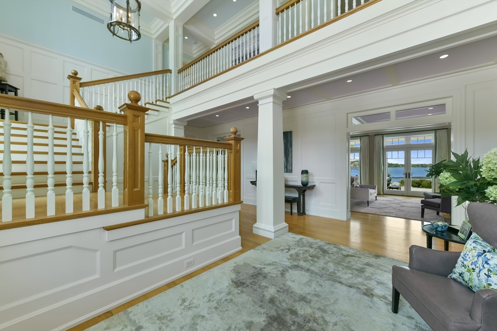 5 Bare Cove Ln