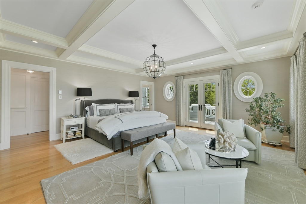 5 Bare Cove Ln