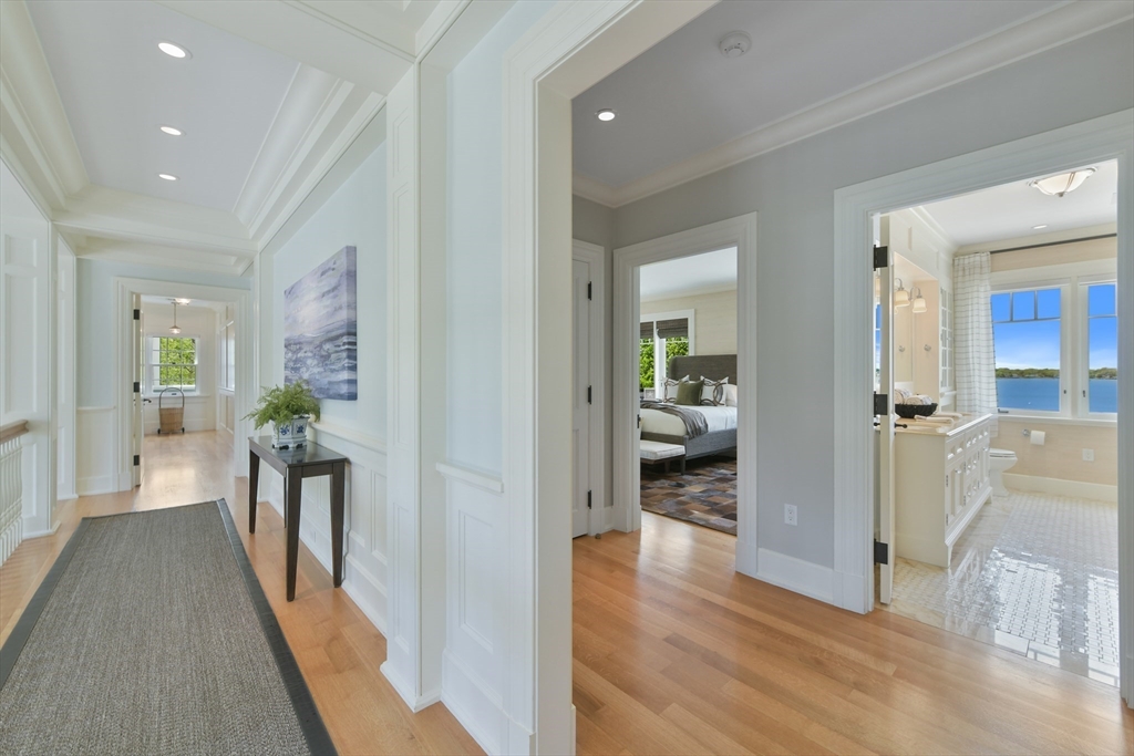 5 Bare Cove Ln