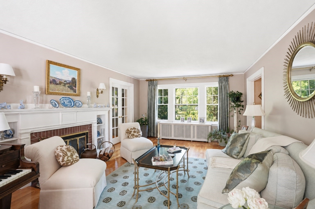 80 Hollingsworth Ave