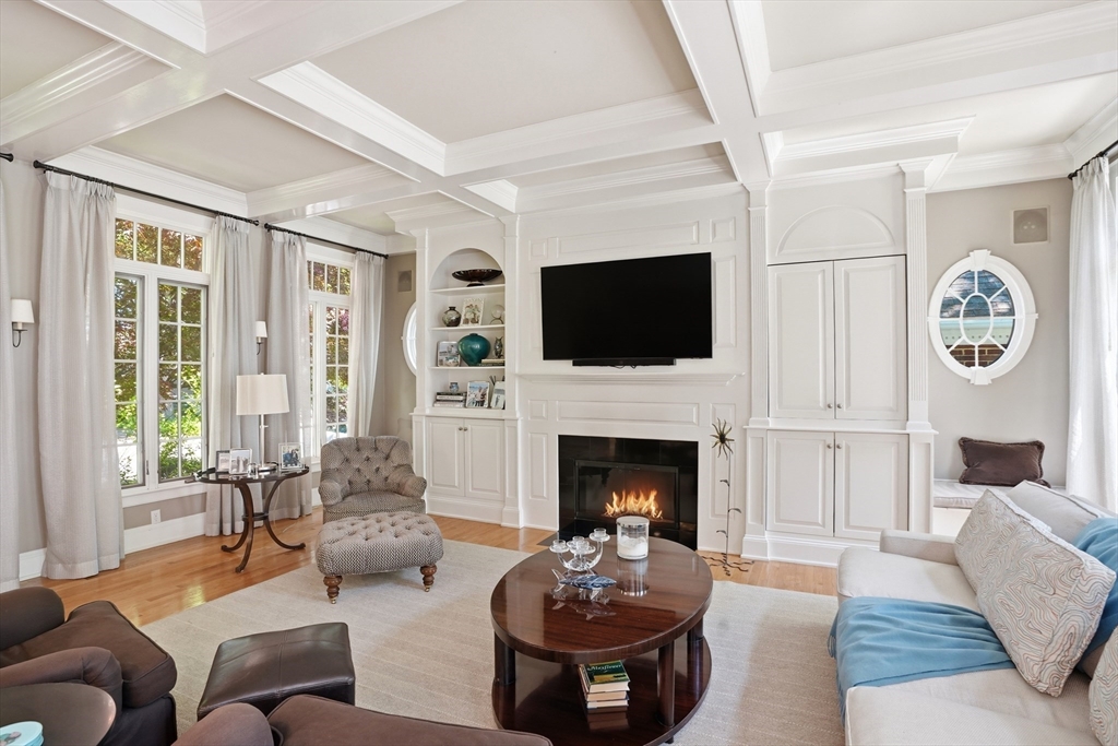 80 Hollingsworth Ave