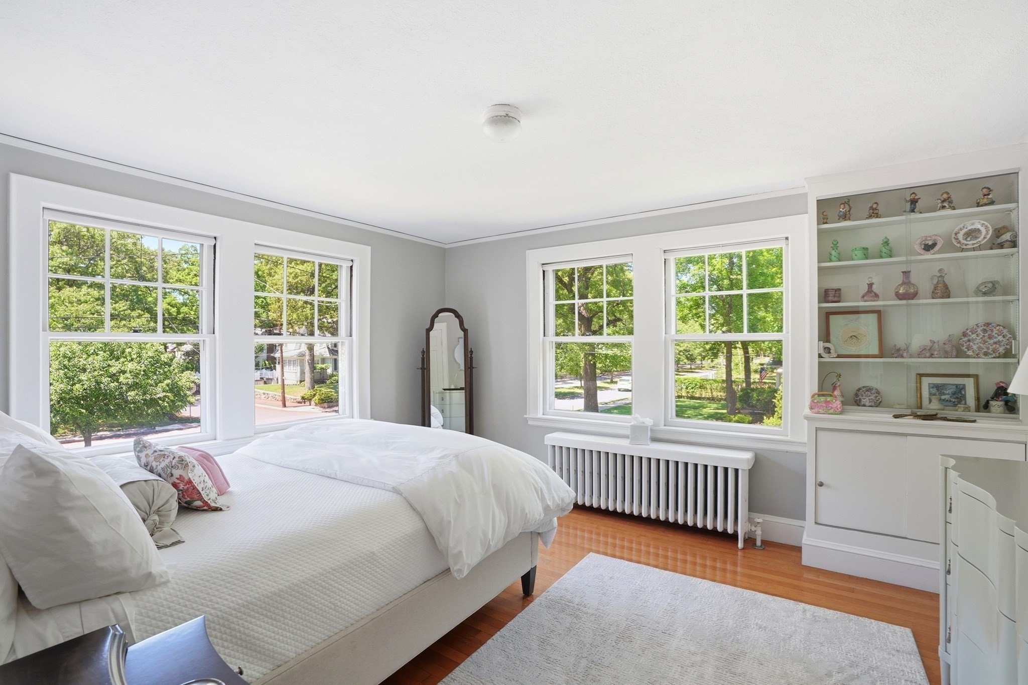 80 Hollingsworth Ave