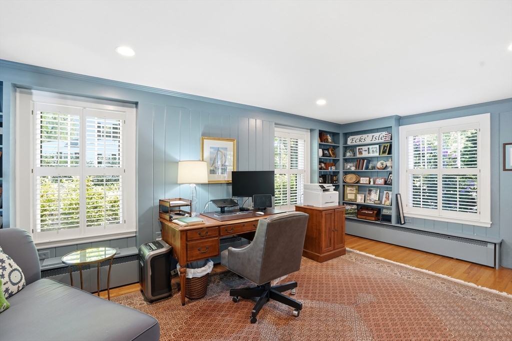 80 Hollingsworth Ave