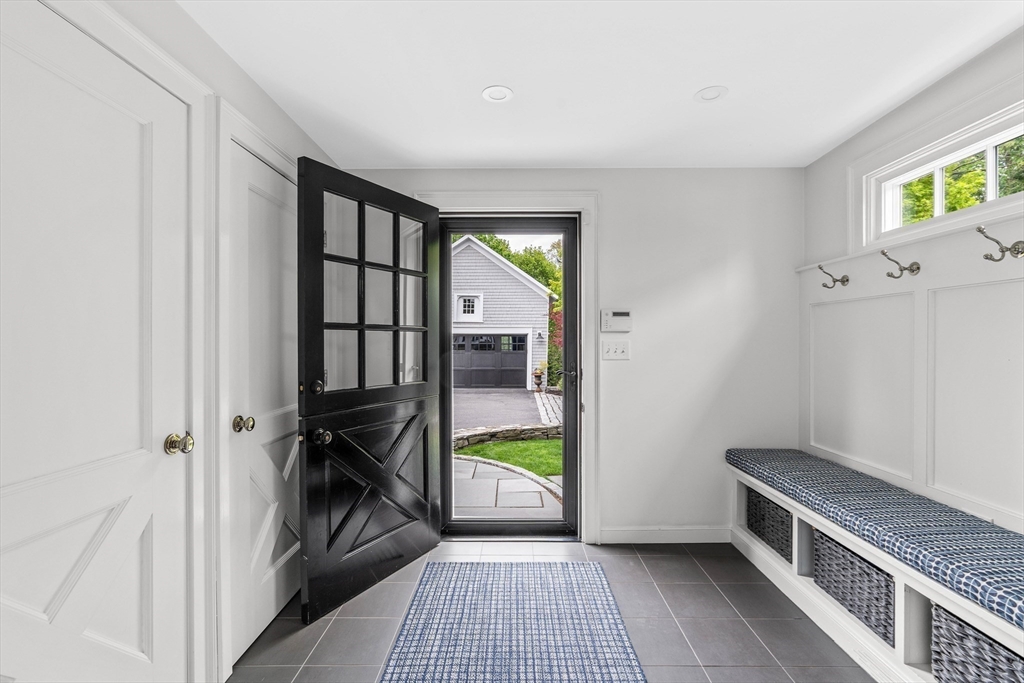 37 Lincoln St
