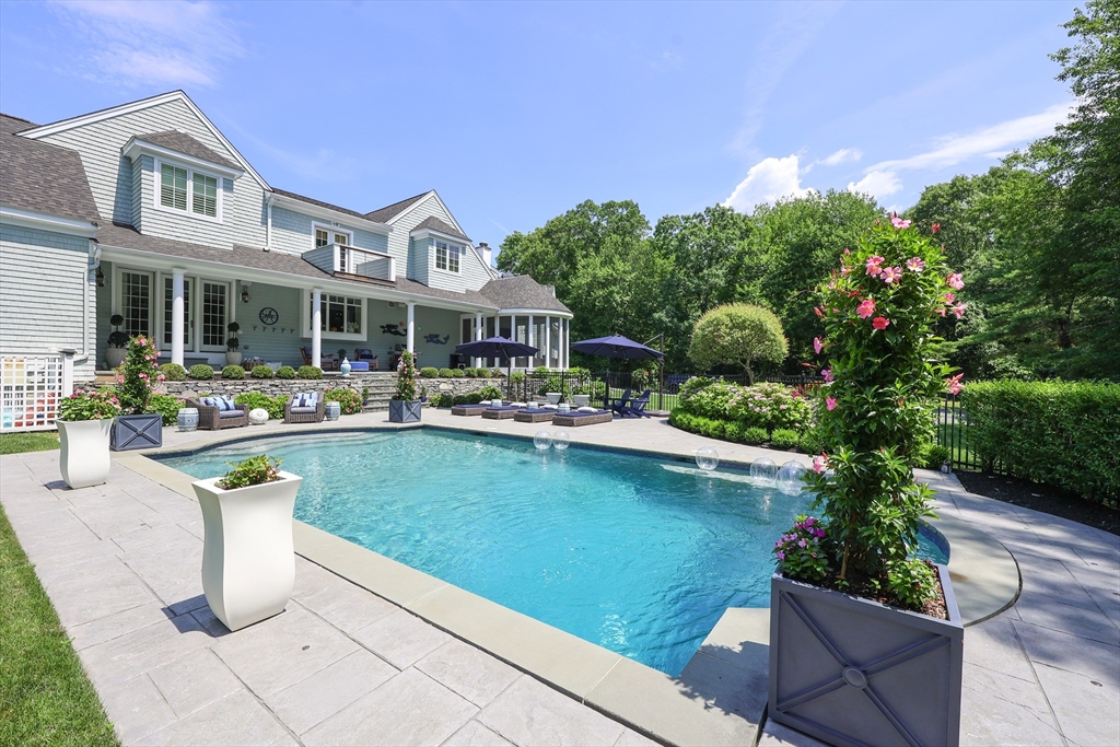 67 Ox Pasture Ln