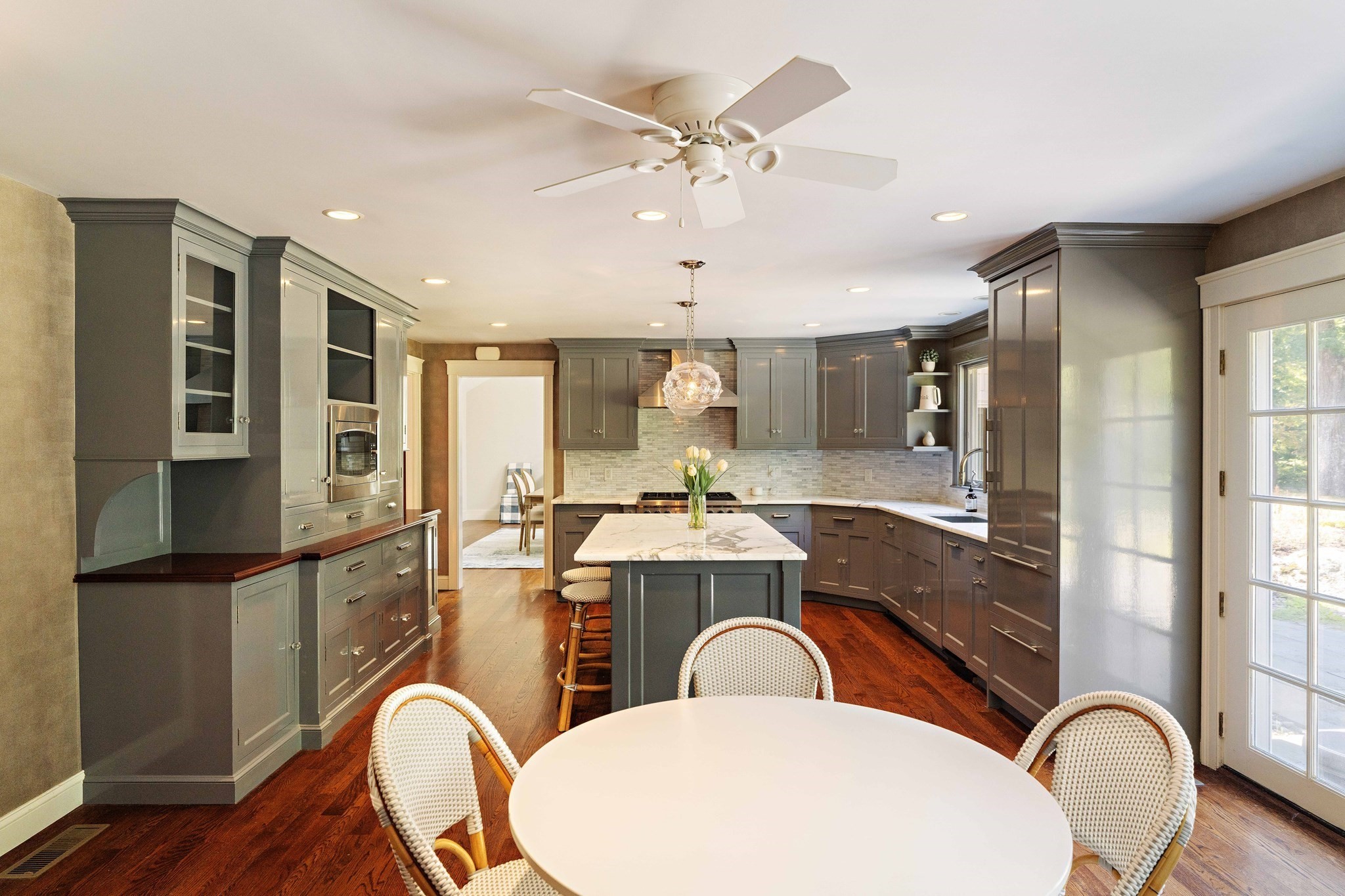 8&10 Evergreen Ln