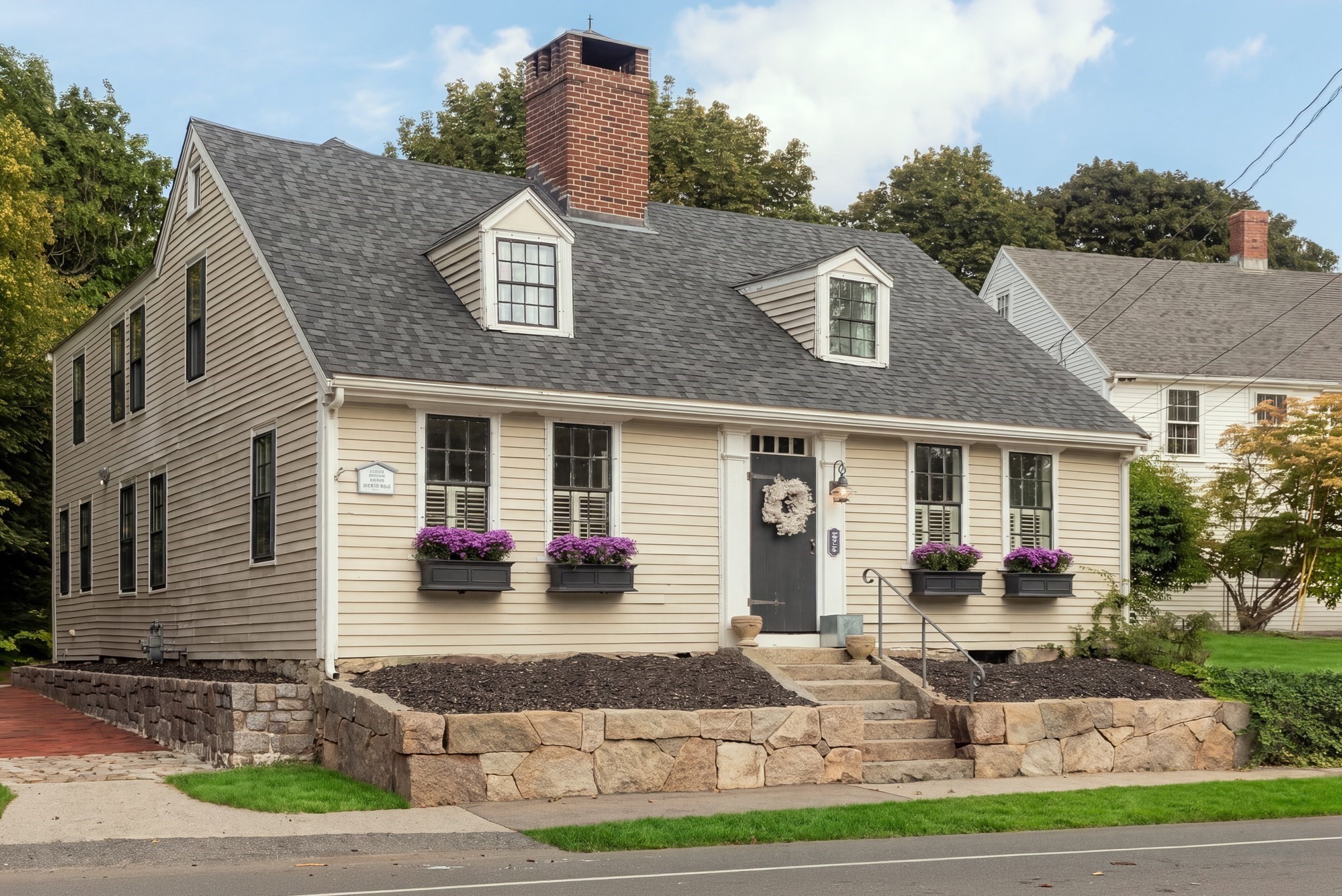 217 North St Hingham MA