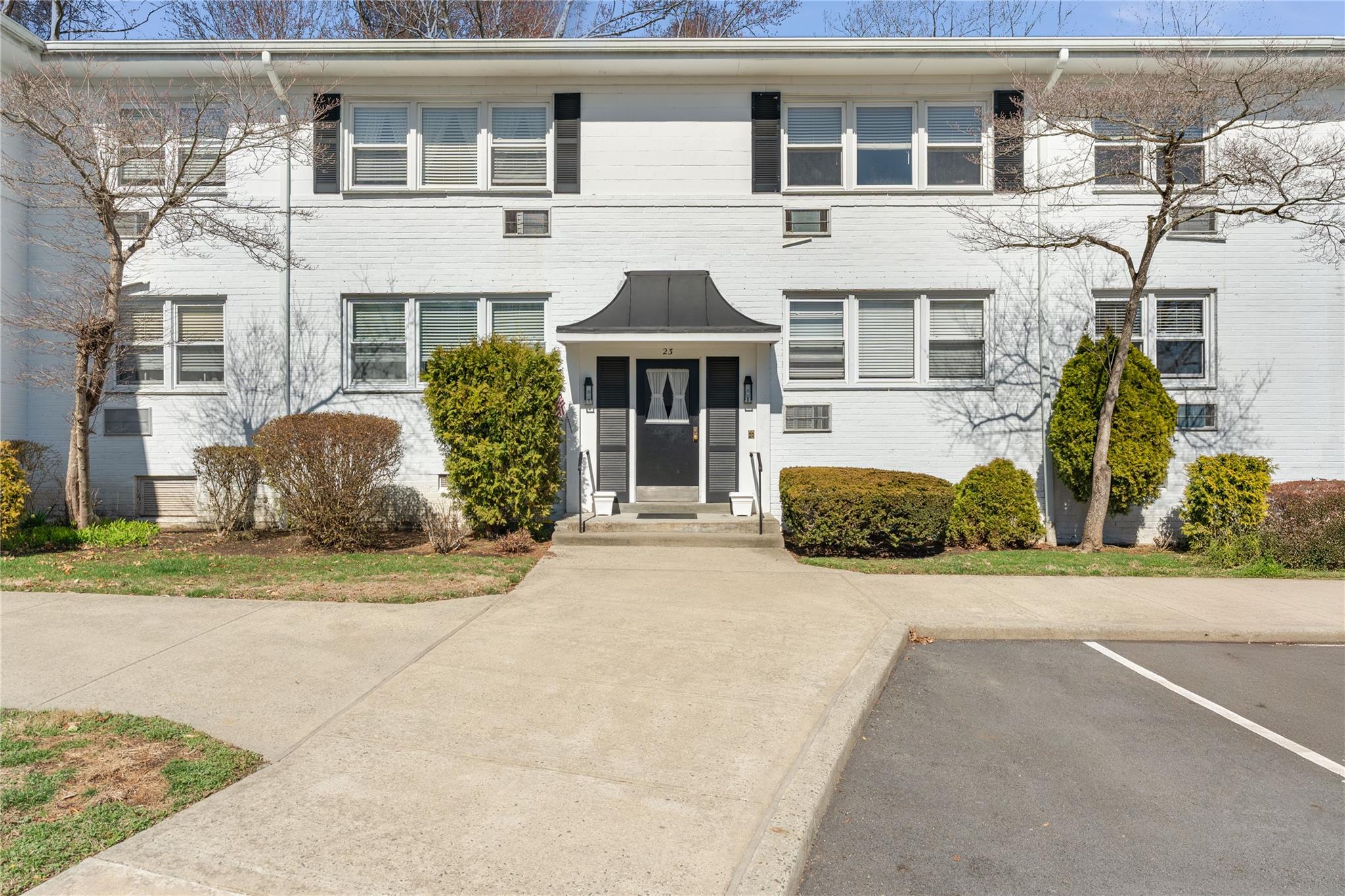 23 Avon Circle Unit: B