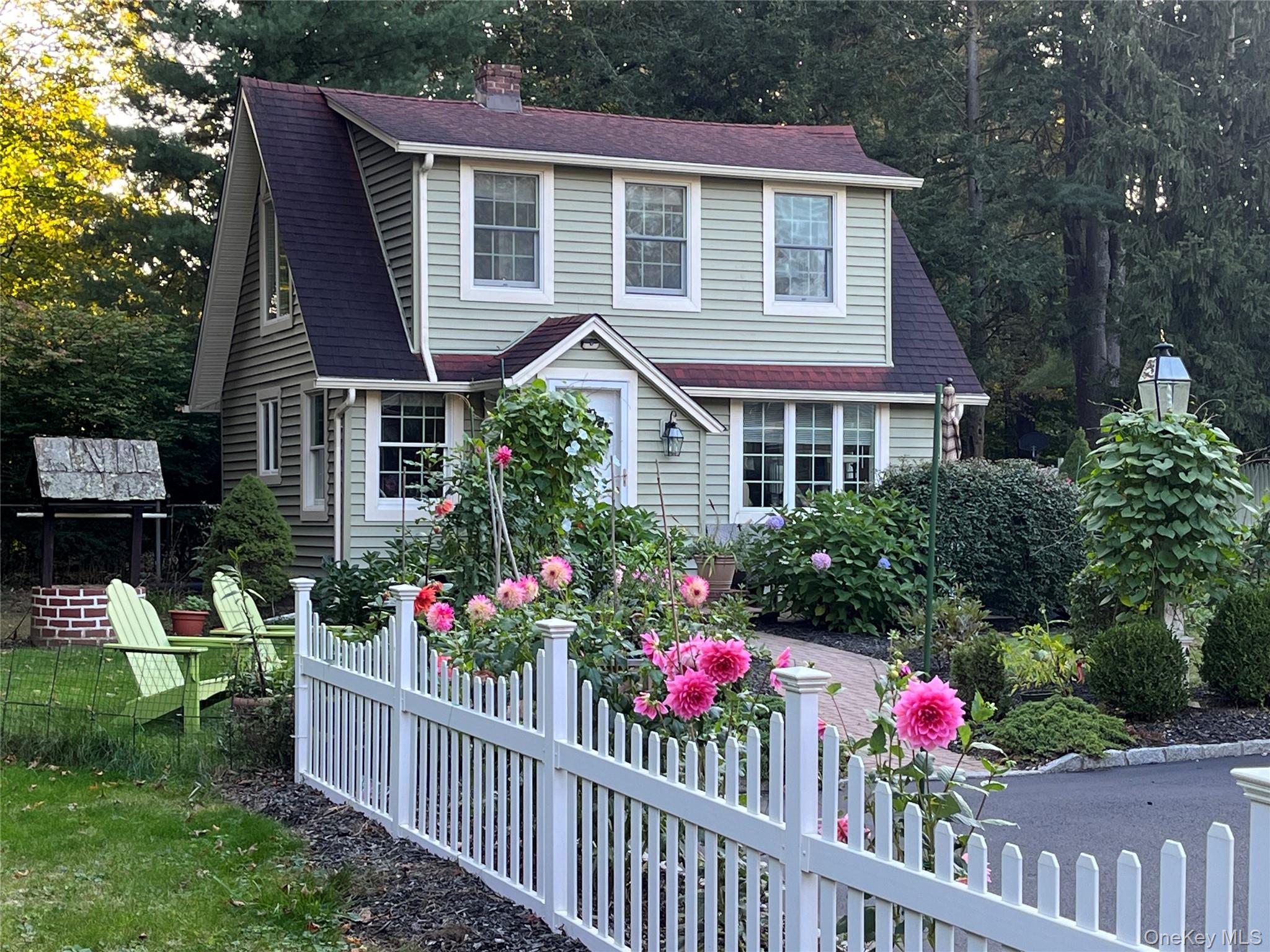 17 Washington Avenue Unit: Cottage