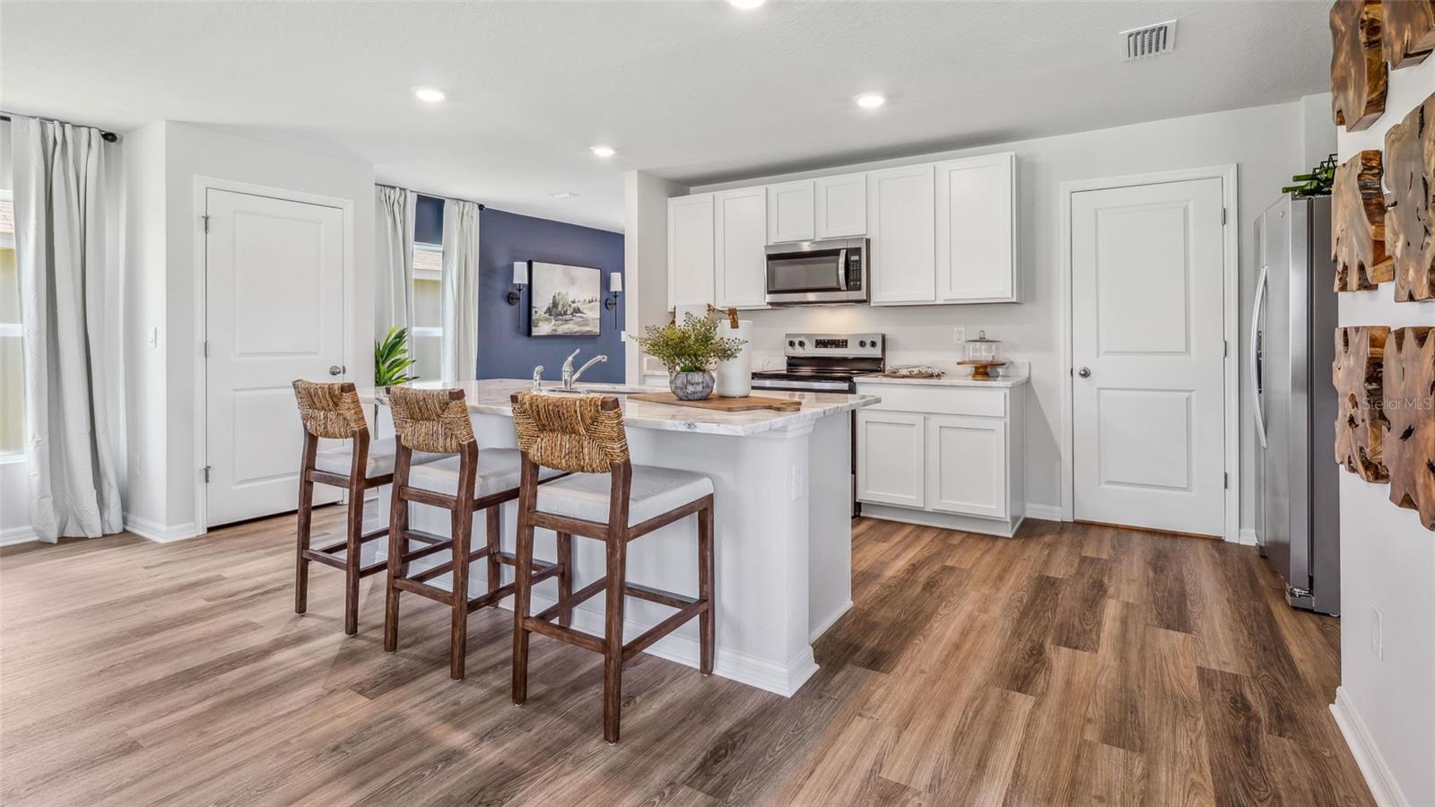 3210 BITTERROOT LN
