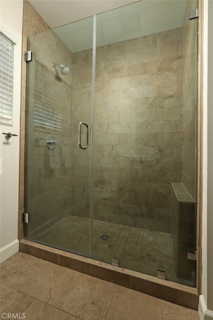 14047 Simshaw Avenue