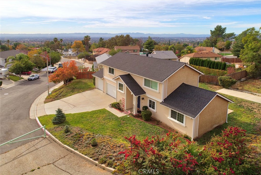 14047 Simshaw Avenue