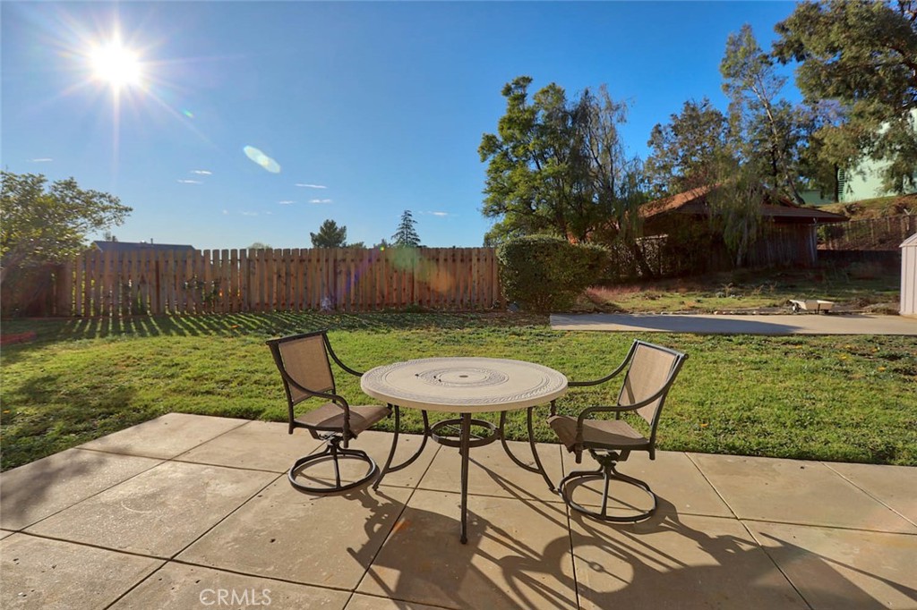 14047 Simshaw Avenue