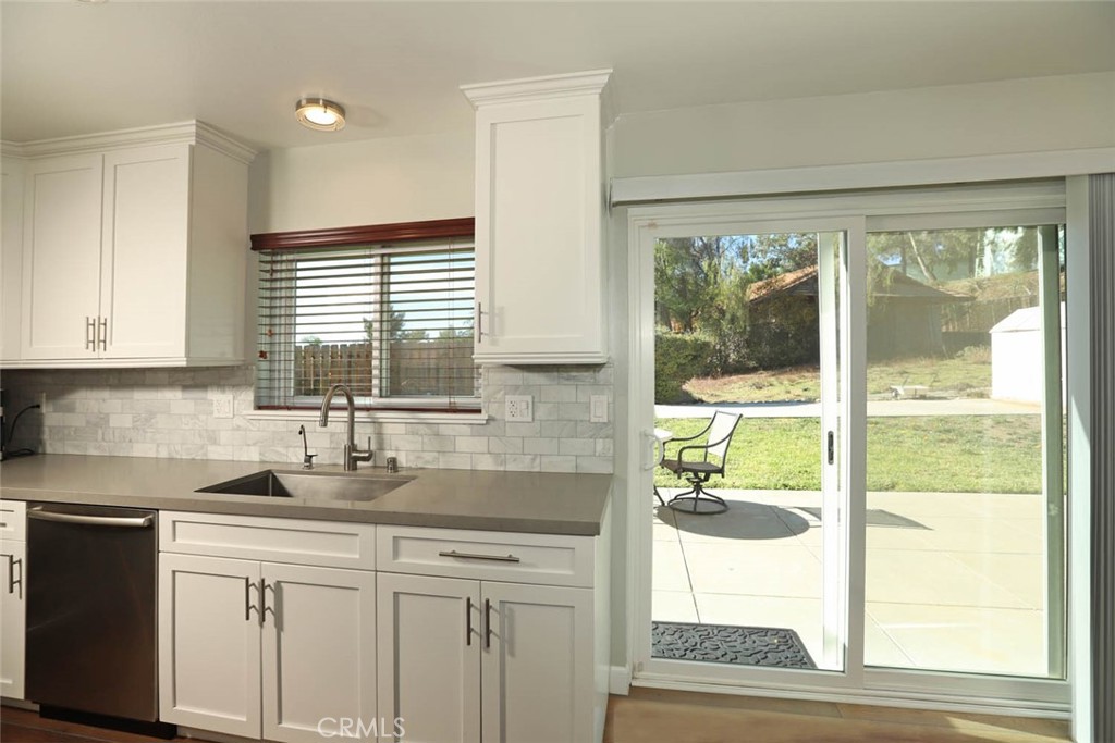 14047 Simshaw Avenue