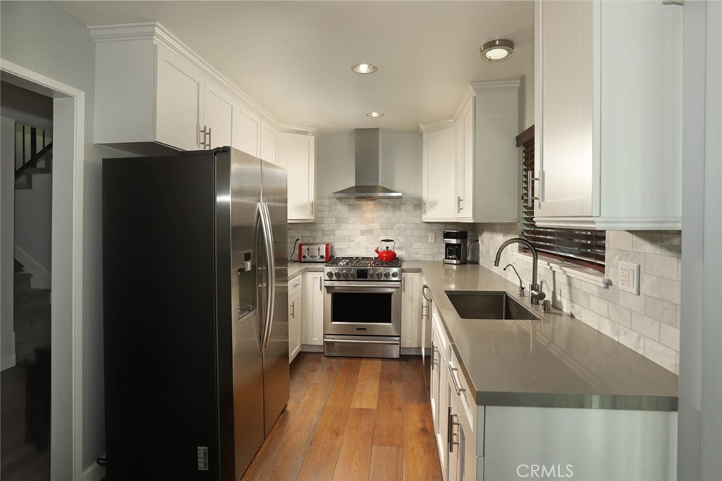 14047 Simshaw Avenue