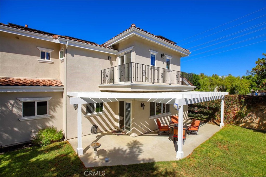 1595 E Avenida De Las Flores