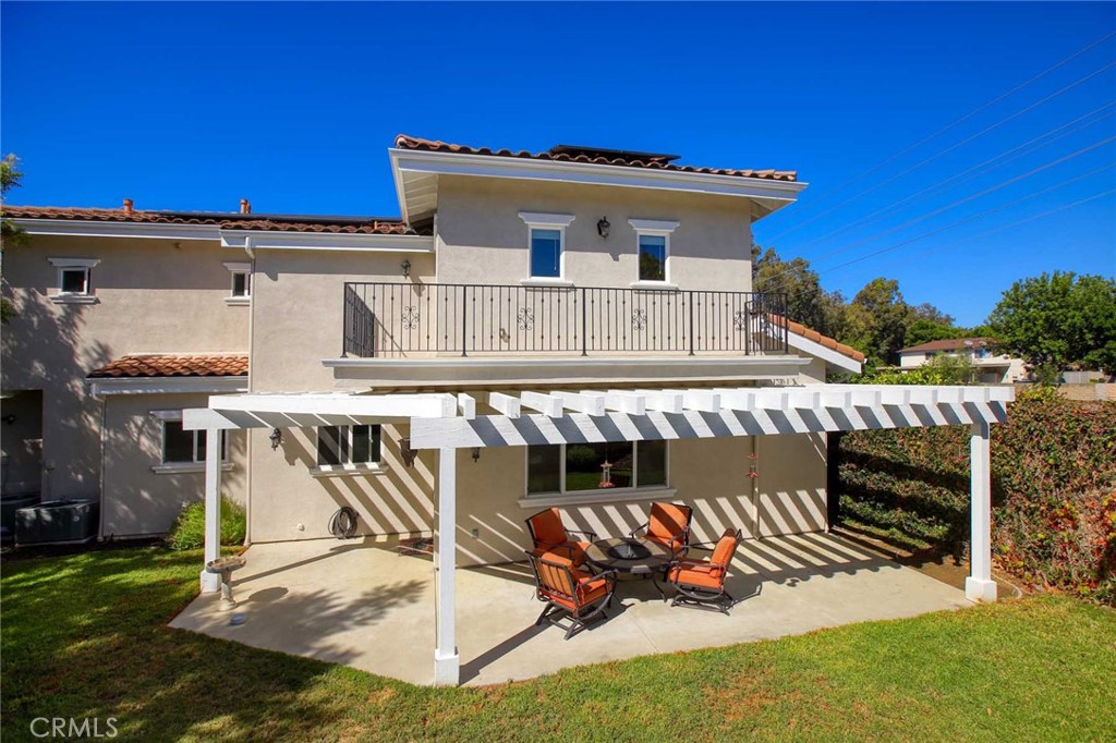 1595 E Avenida De Las Flores