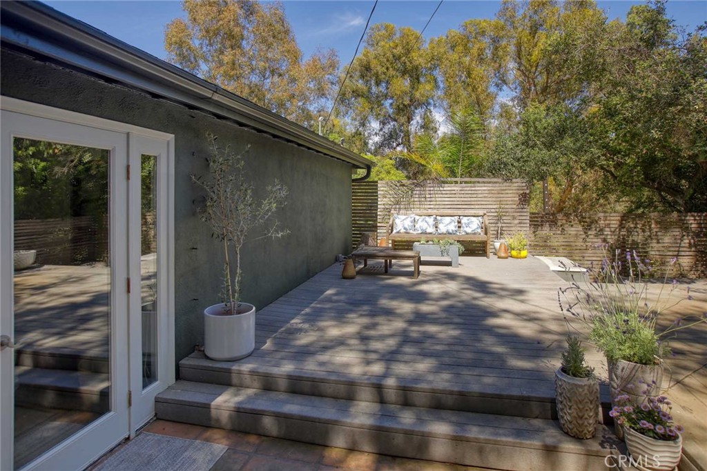3122 Oakcrest