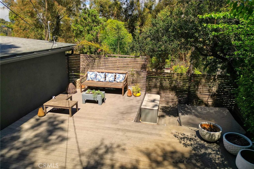 3122 Oakcrest