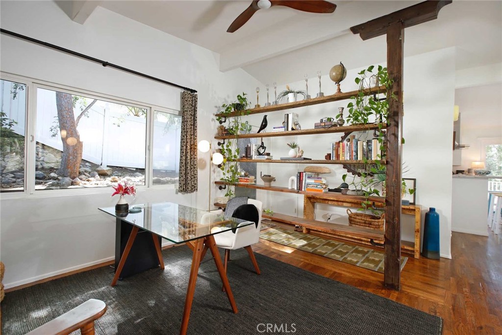 3122 Oakcrest