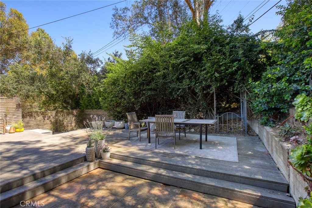 3122 Oakcrest