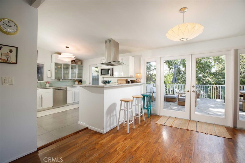 3122 Oakcrest