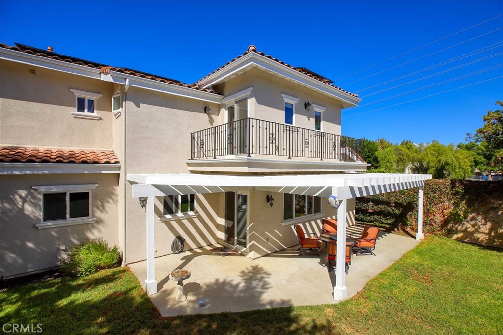 1595 E Avenida De Las Flores