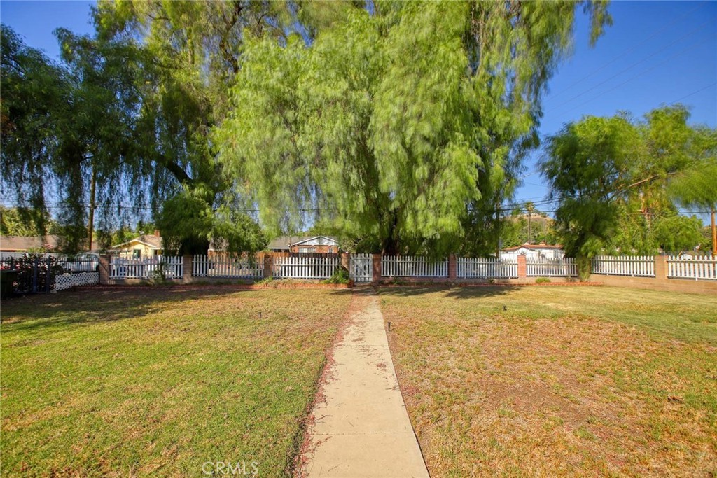 10800 Art Street