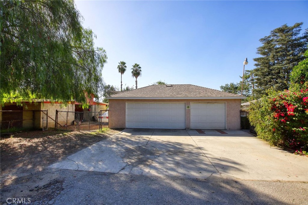 10800 Art Street