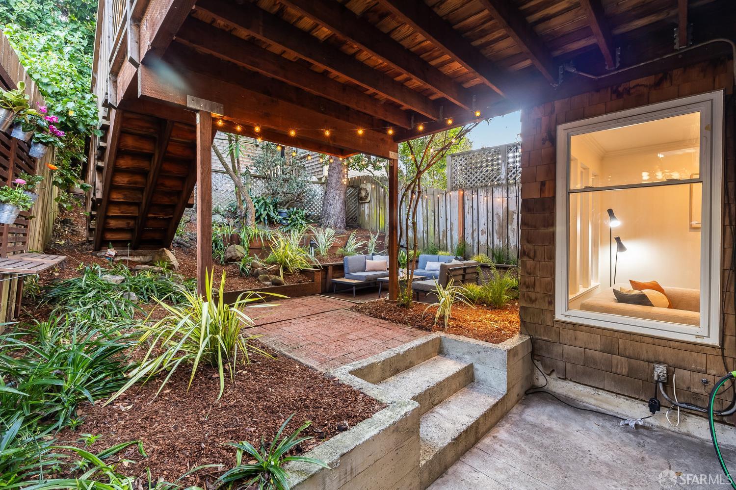 2757 Greenwich Street