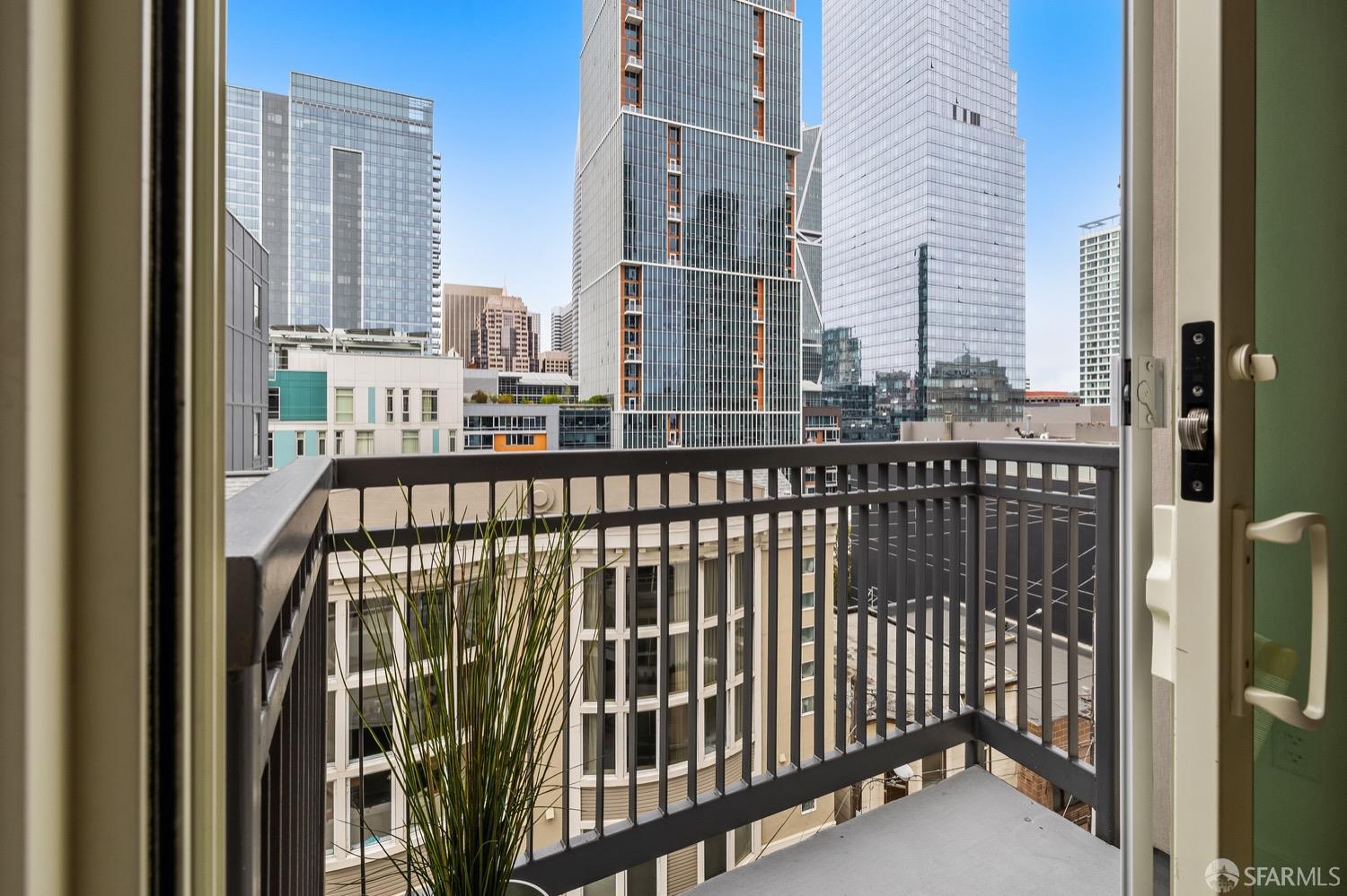 50 Lansing Street # 411