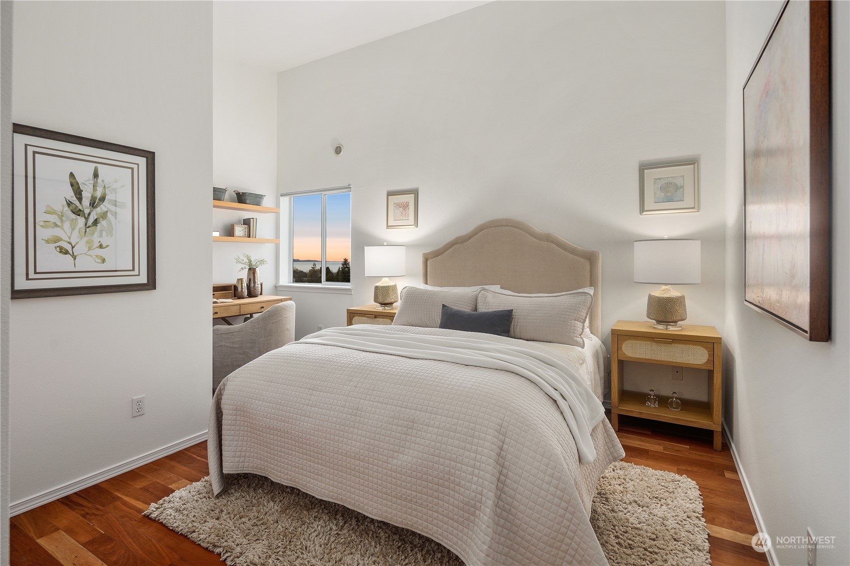 654 5th Avenue S Unit: 402