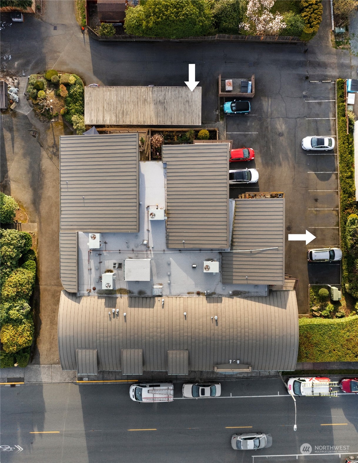 654 5th Avenue S Unit: 402