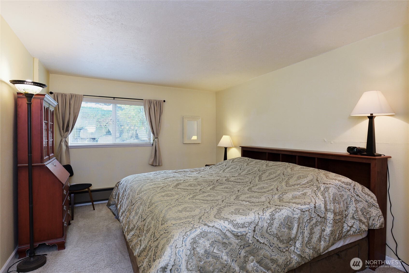 23401 Lakeview Drive Unit: J105