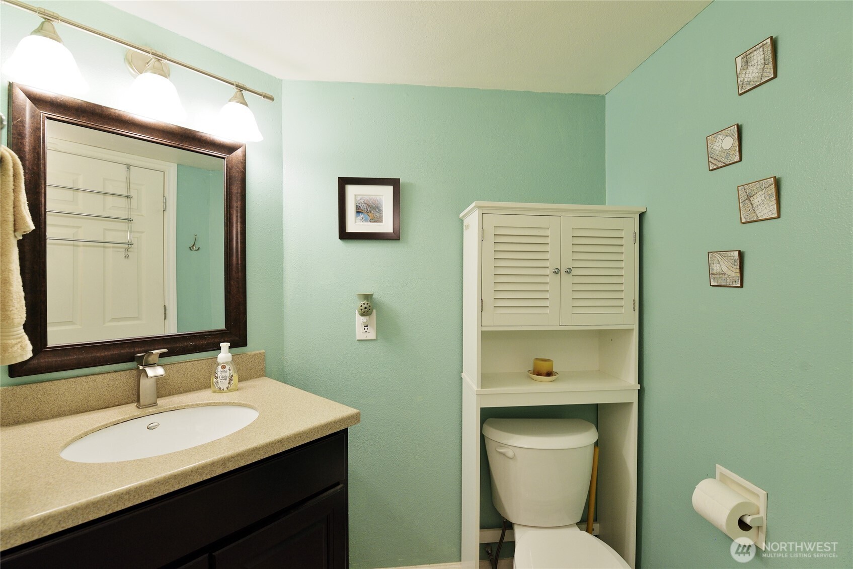 23401 Lakeview Drive Unit: J105