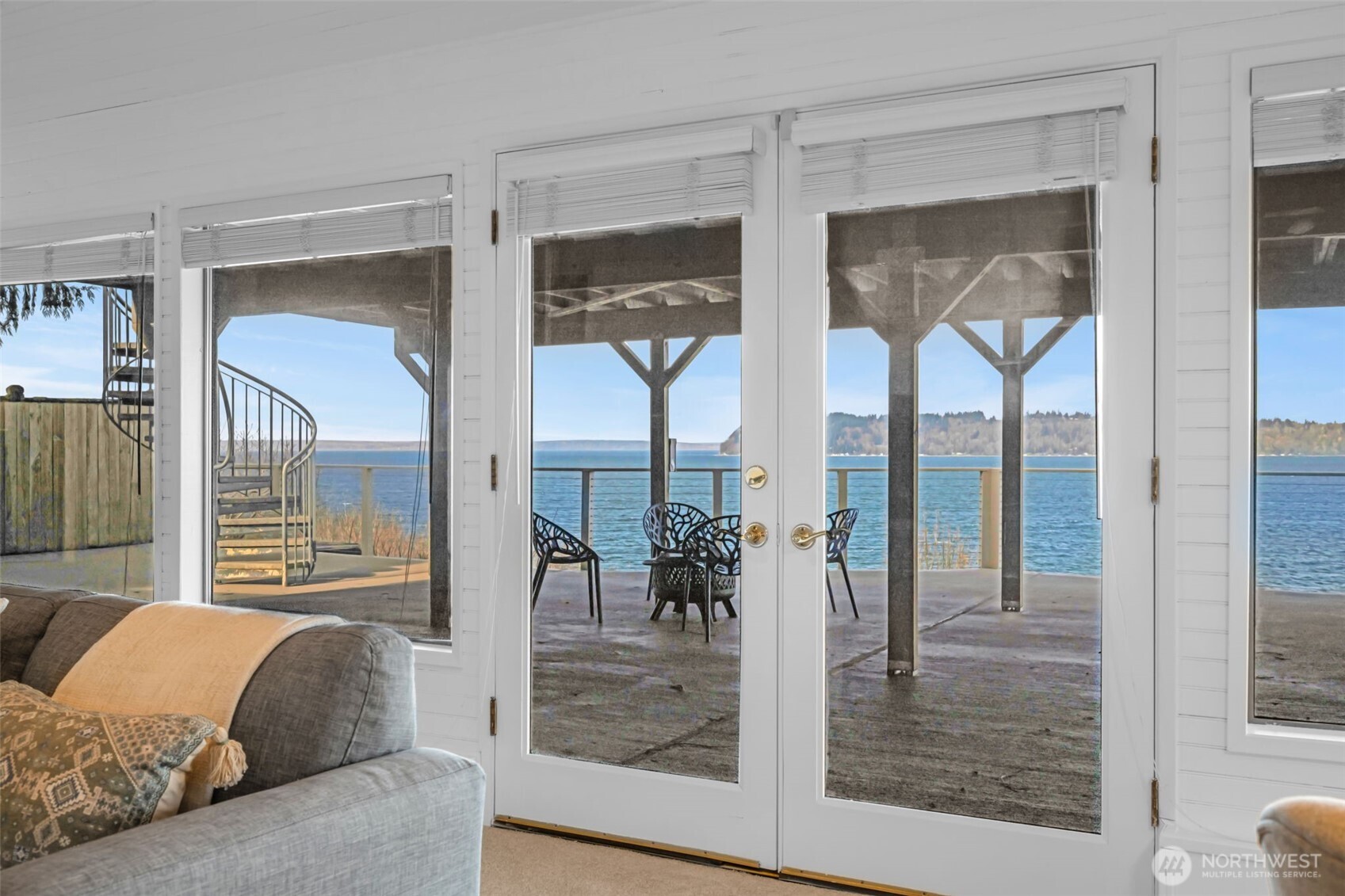 10200 Marine View Drive