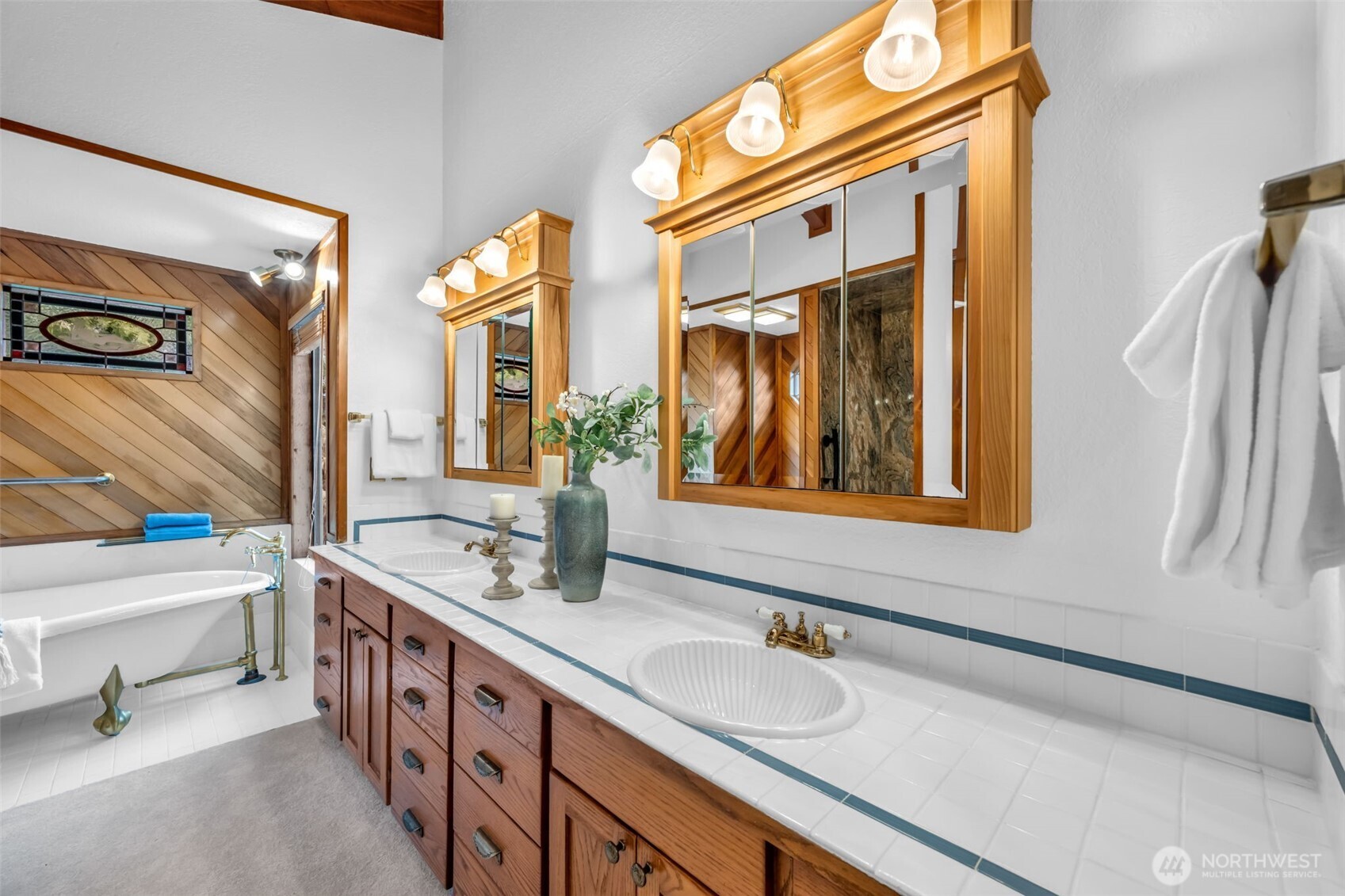 10200 Marine View Drive