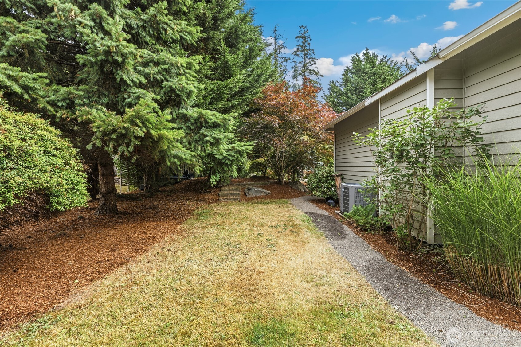 2012 NE Amhurst Court