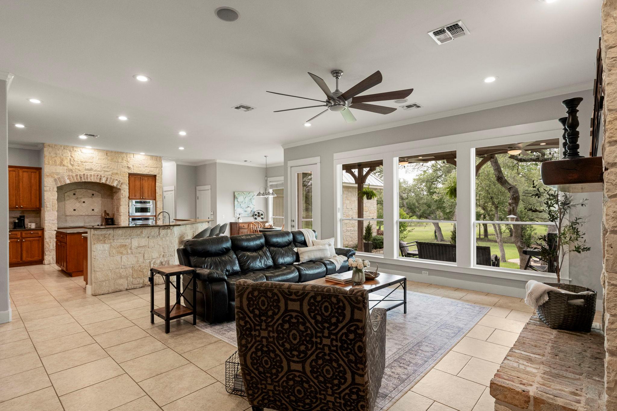 103 Horseshoe DR