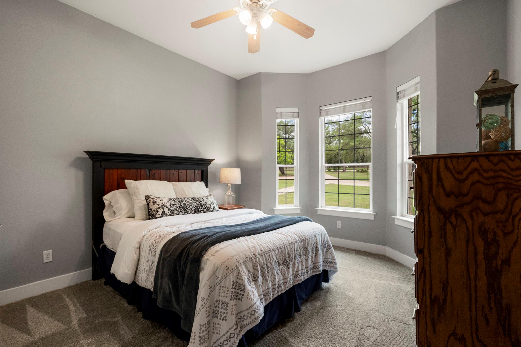 103 Horseshoe DR