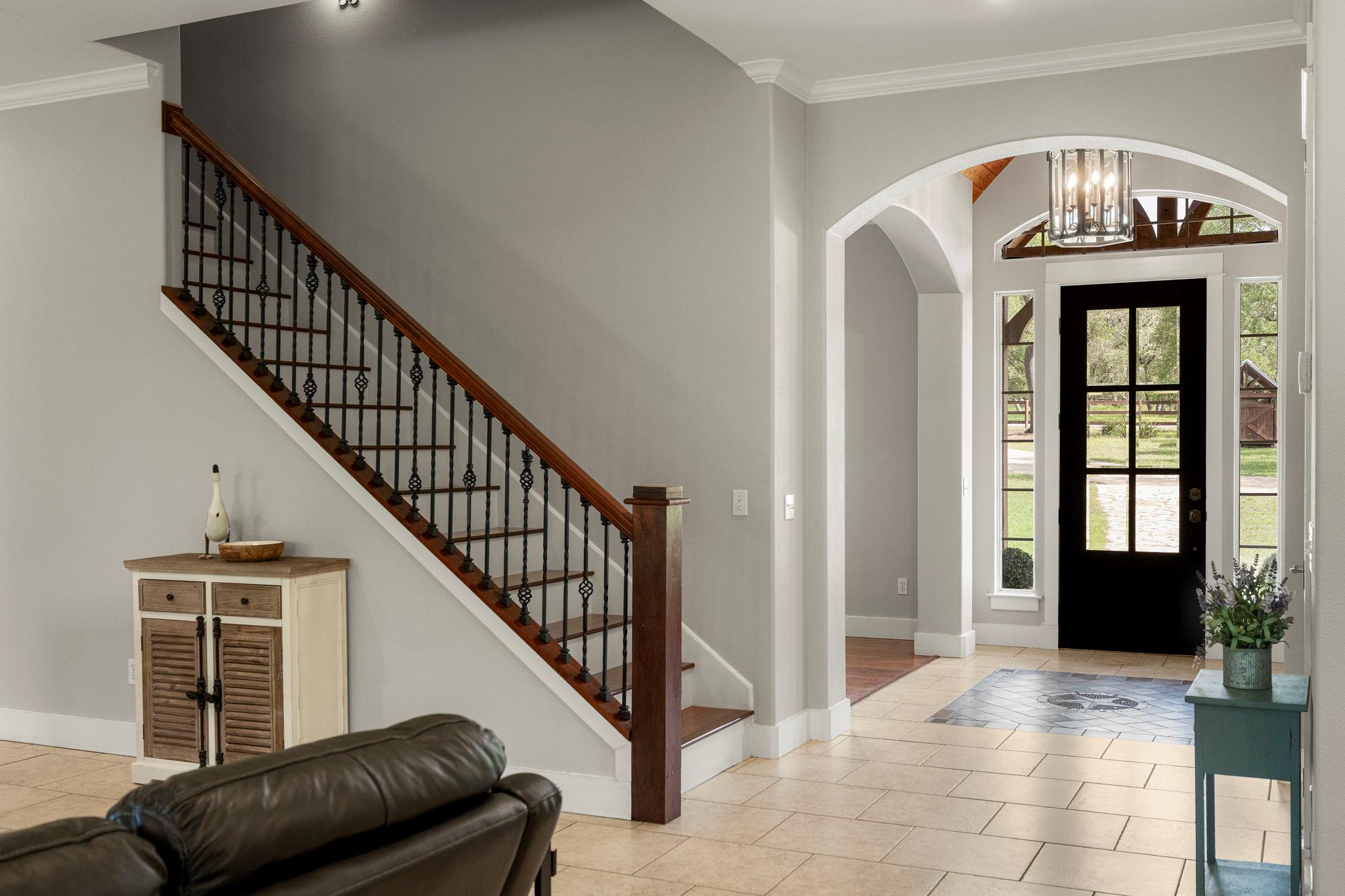 103 Horseshoe DR