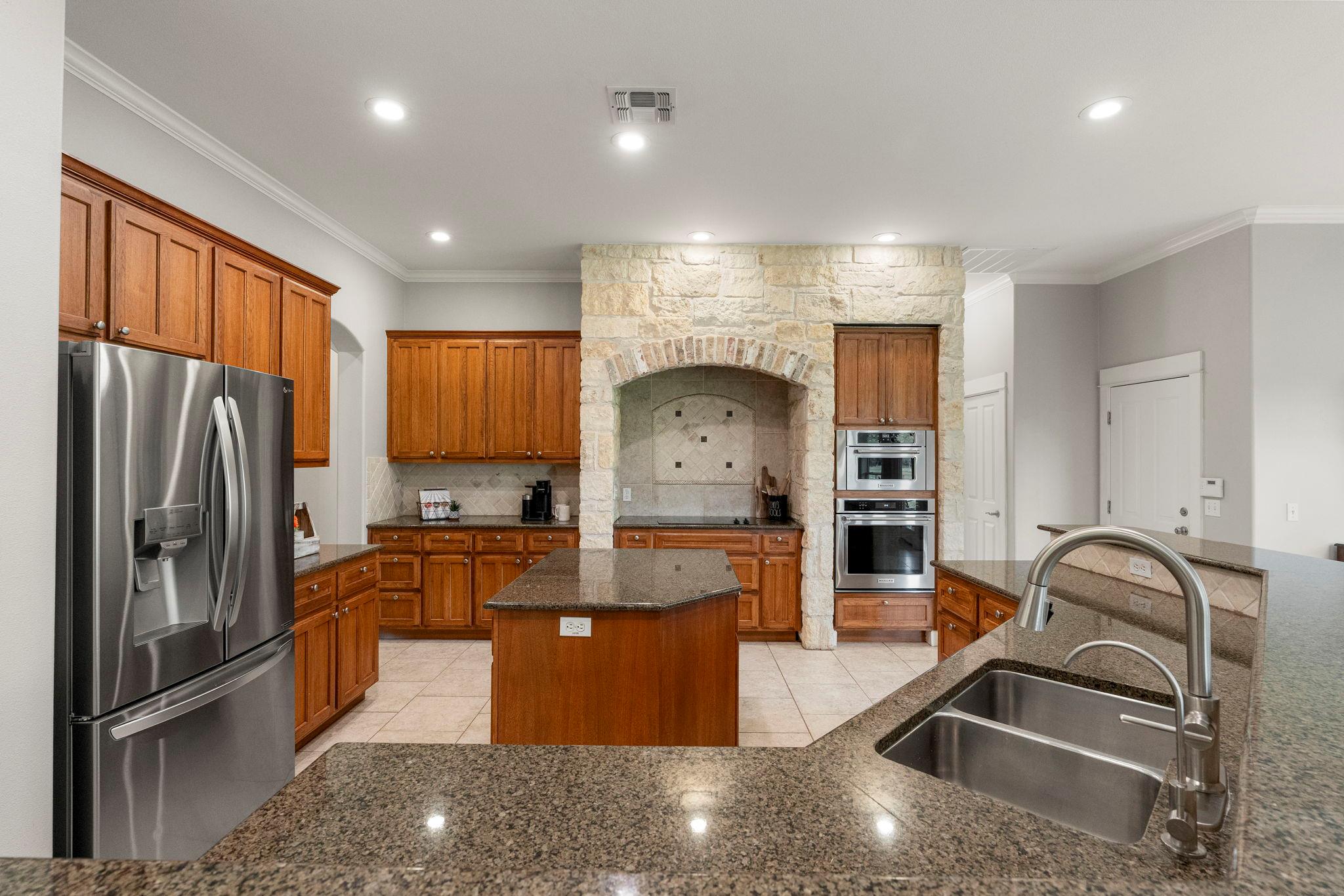 103 Horseshoe DR
