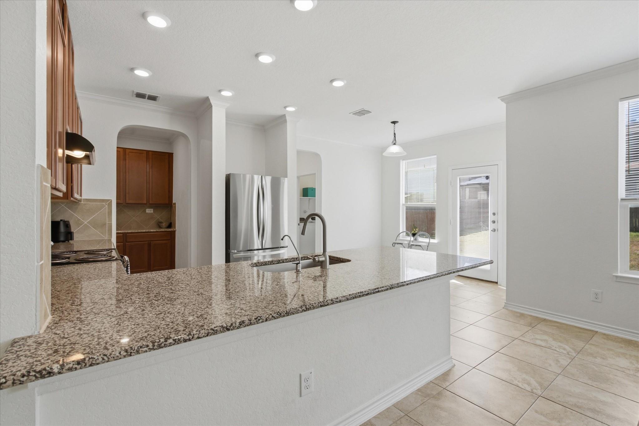 3912 Gentle Meadow