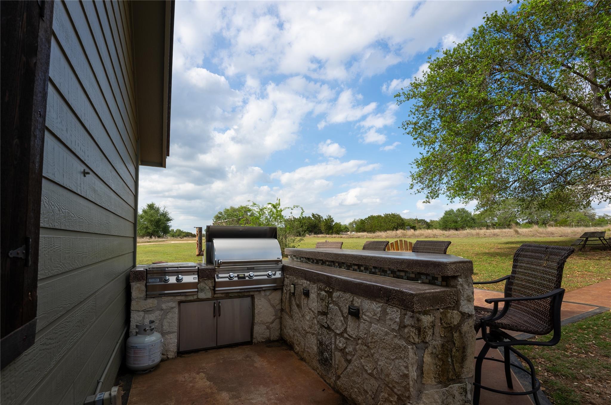 294 Hidden Creek DR